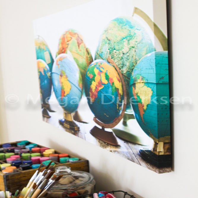 Globes Canvas Megduerksen