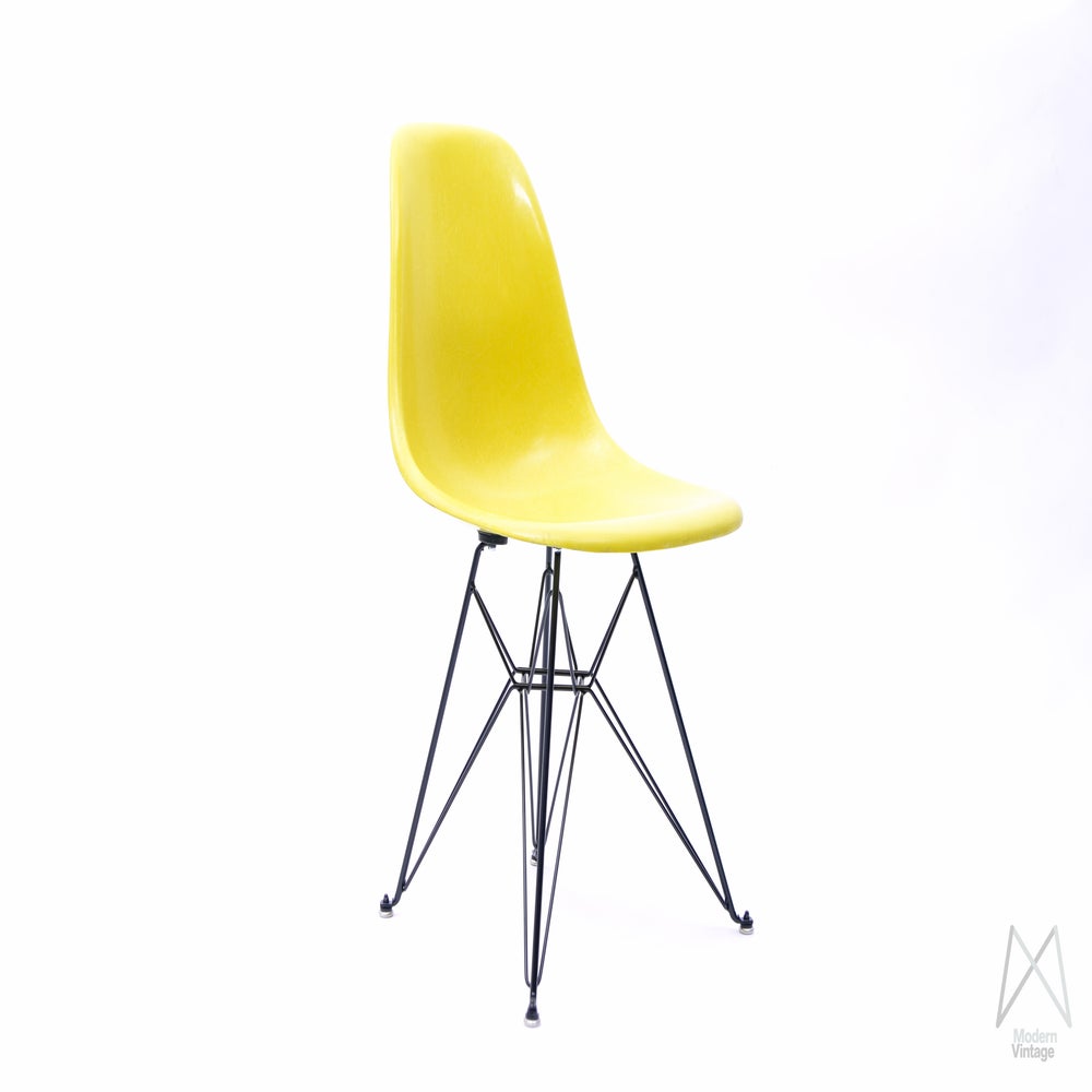 Modern Vintage Amsterdam Original Eames Furniture — Eames Herman