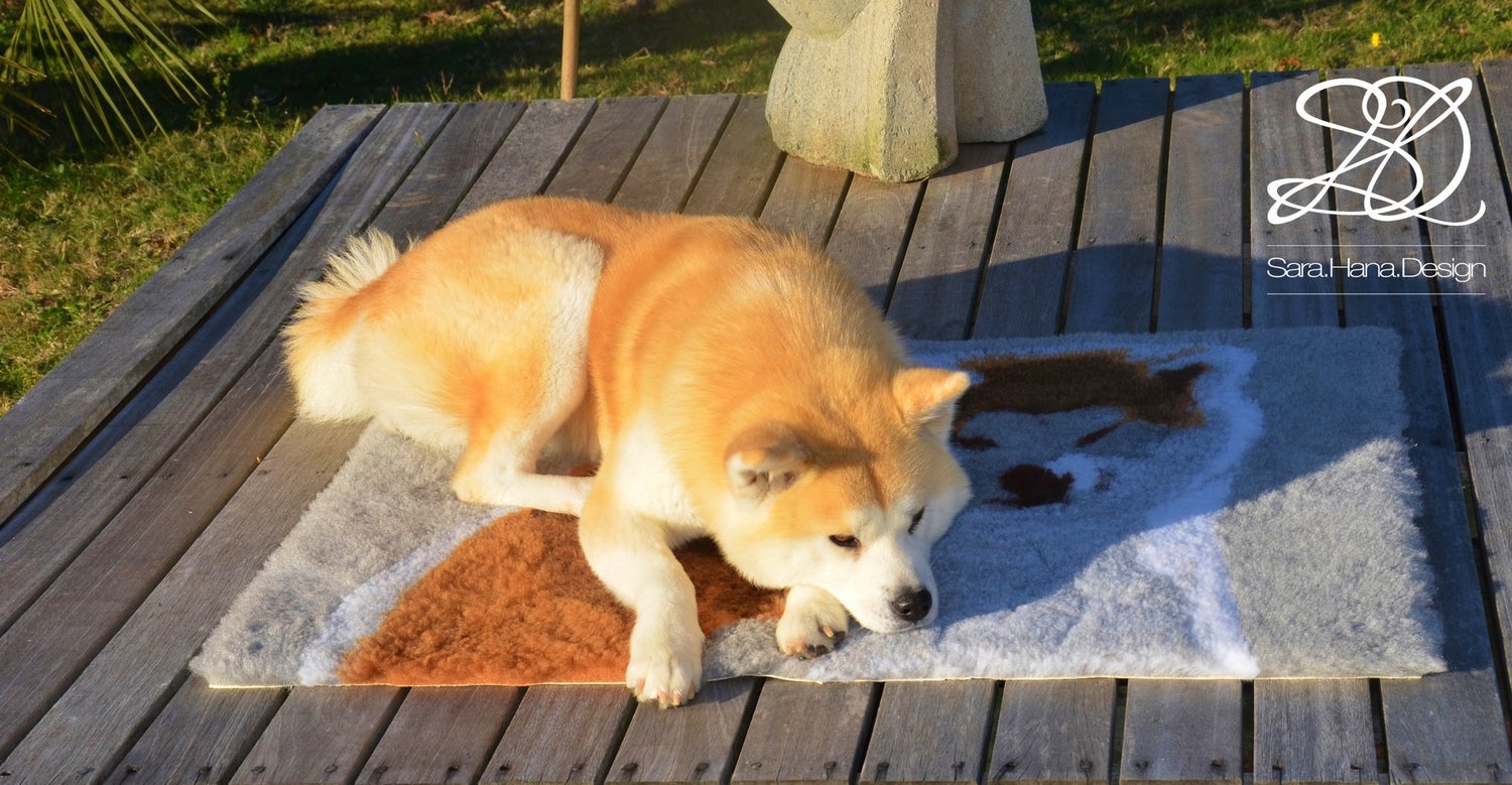 SARA HANA DESIGN — AKITA DESIGN DOG BED
