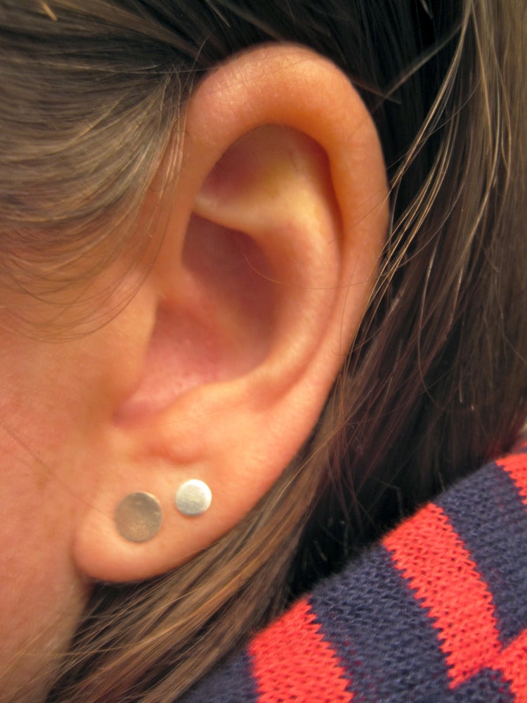 Silver Star Auto >> we see stars jewelry — FLAT DISC SILVER stud earrings Silver Star Auto >> we see stars jewelry — FLAT DISC SILVER stud earrings