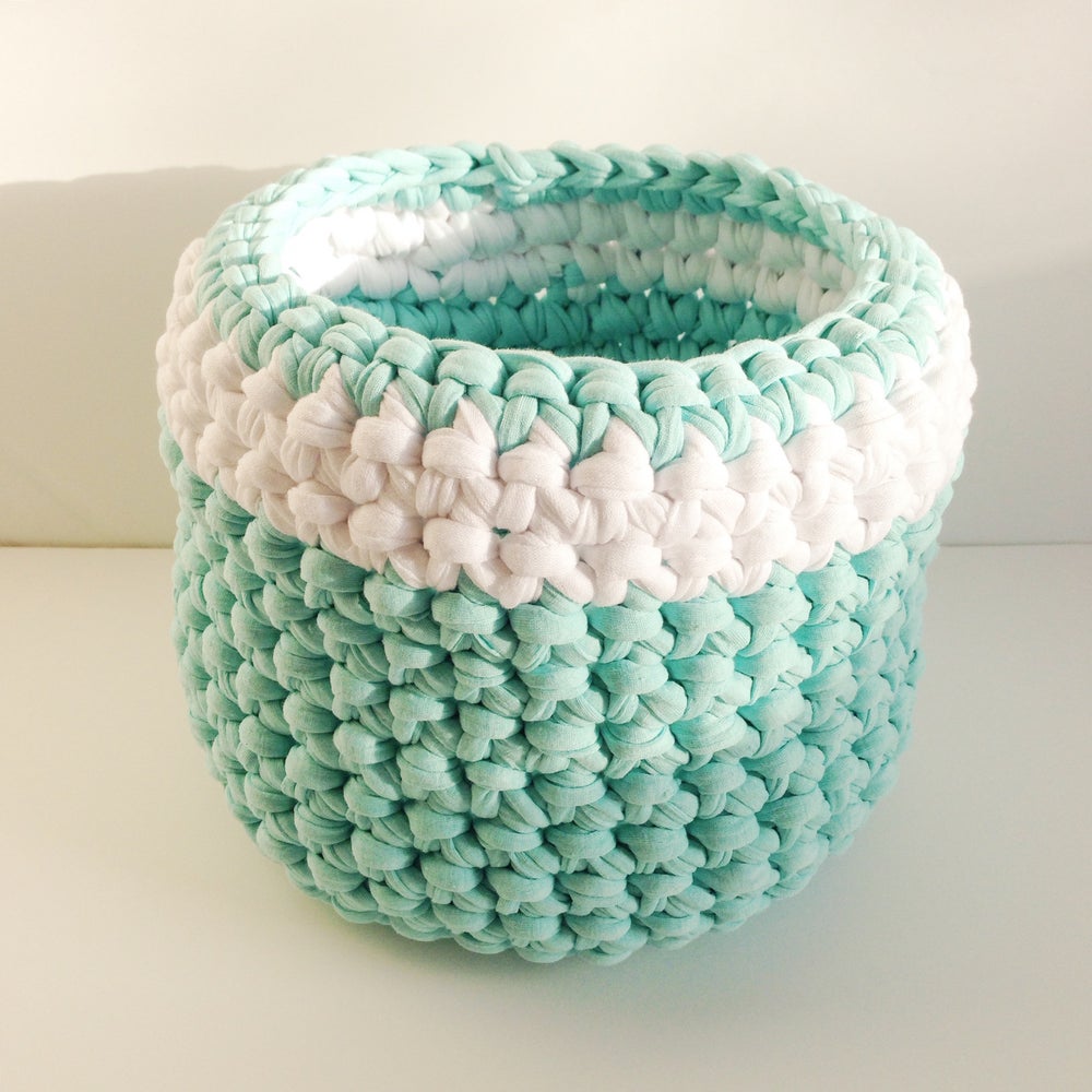 Stripe Crochet Basket   Habitue Design