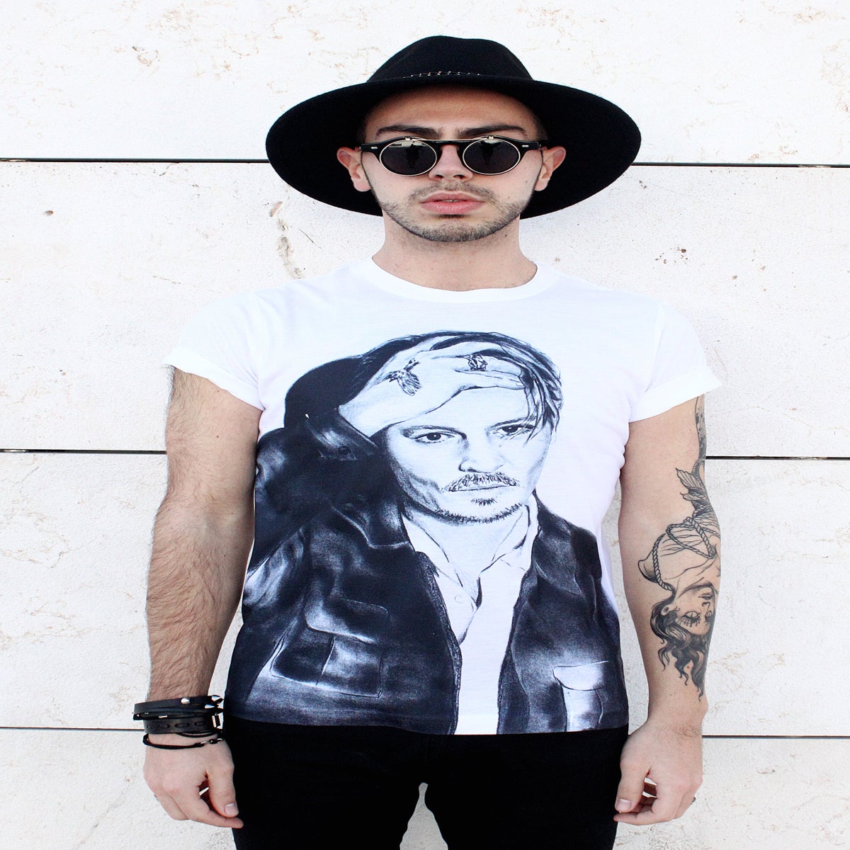 Johnny Depp Shirt H&m  Johnny Depp Shirt H&m