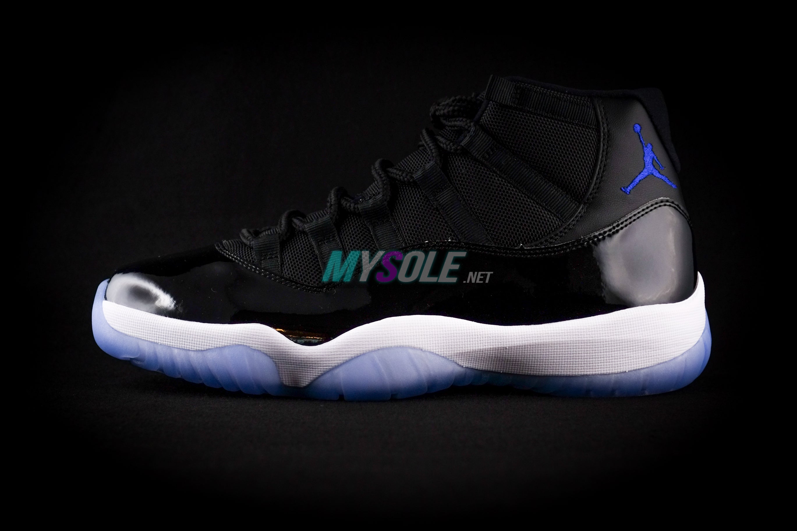 jordan 11 space jam