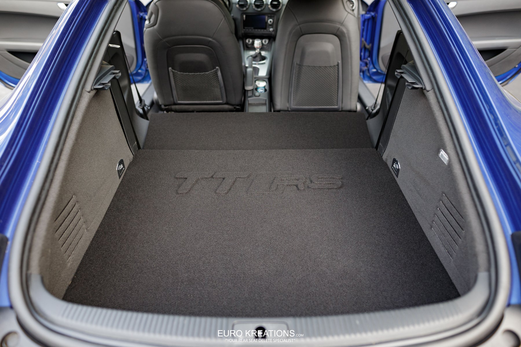 Does Audi Tt Have A Back Seat