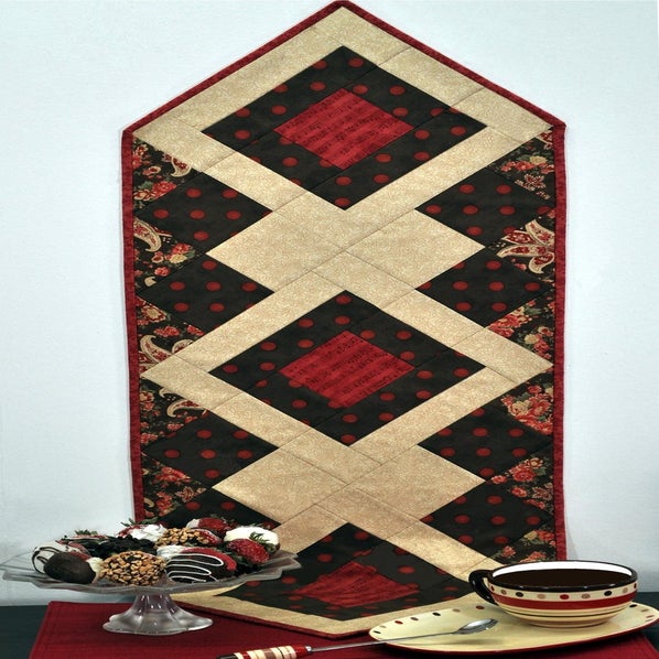 fat-quarter-table-runner-vi-pattern-q116-pdf-pattern-out-of-the-blue-quilts