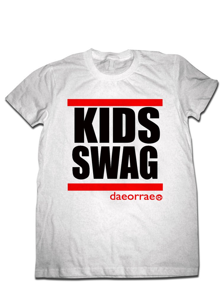 Shirt online store Shop our collection of awesome t-shirts, art prints, iphone cases, and more featuring unique designs by the global Threadless artist community.