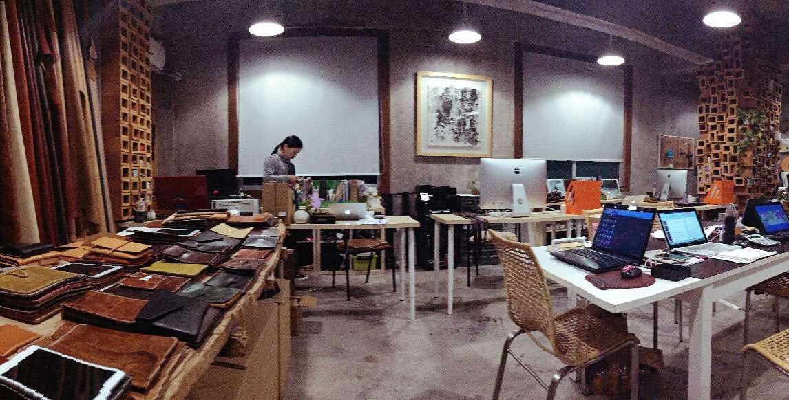 MoshiLeatherBag Handmade Leather Bag Manufacturer — Home